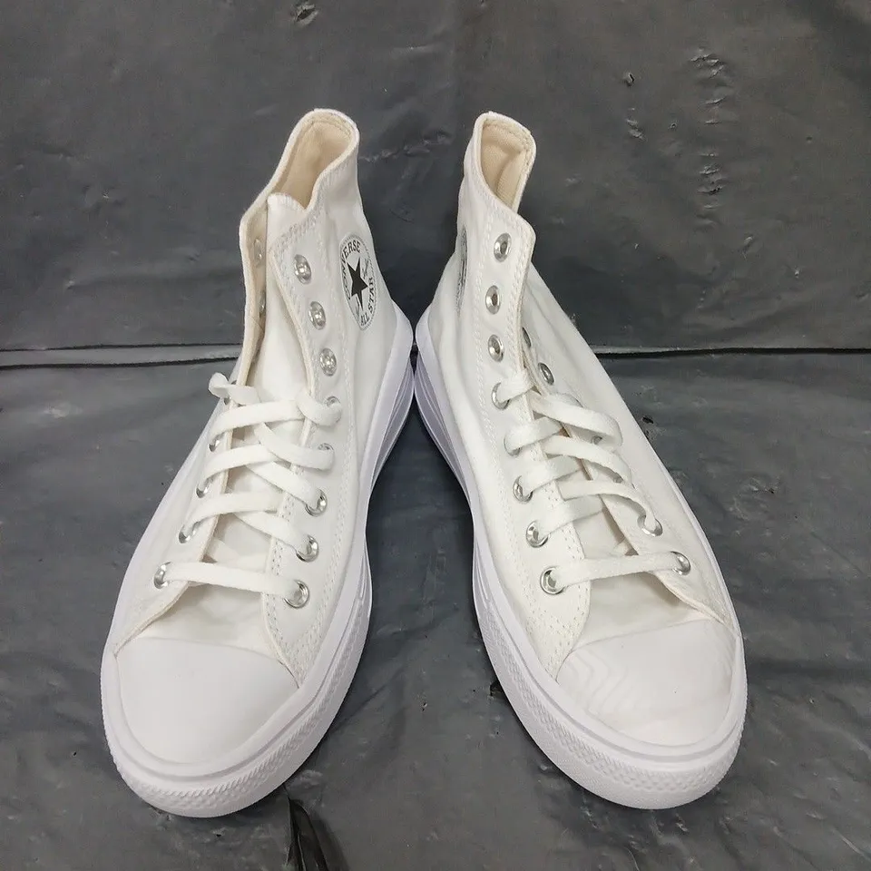 PAIR OF CONVERSE ALLSTAR TRAINERS IN WHITE - 7