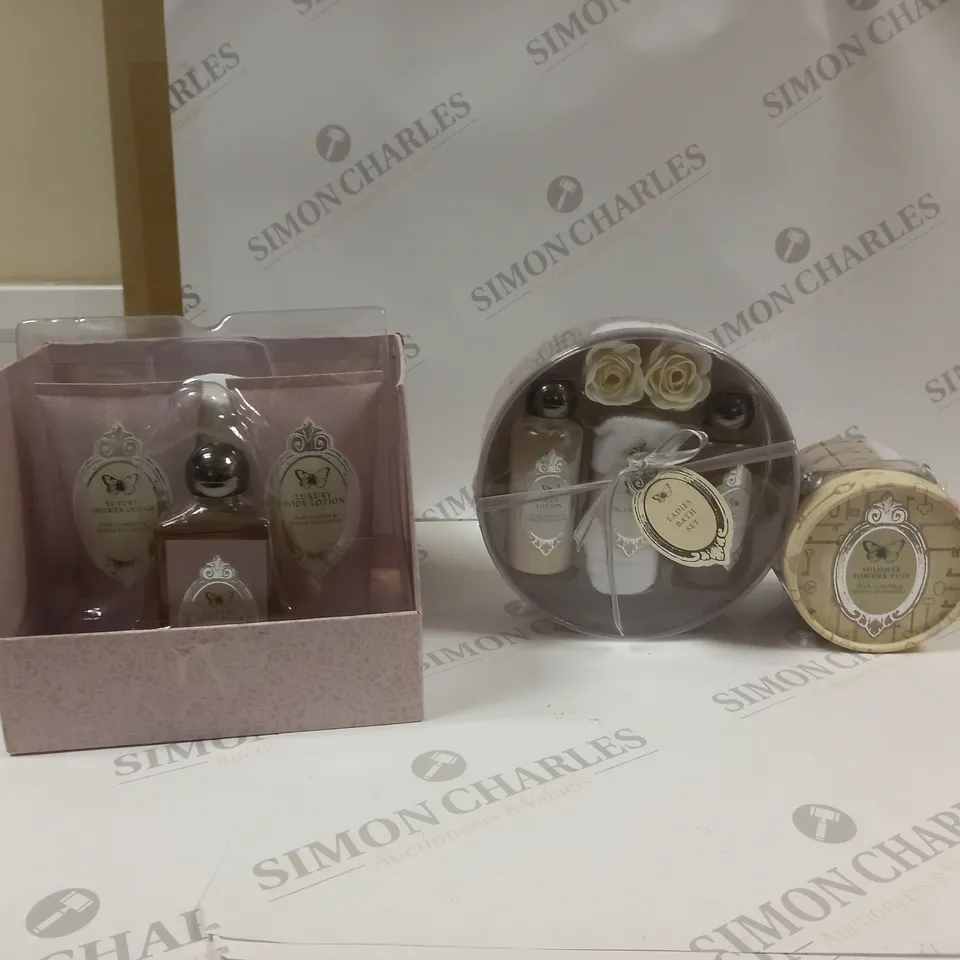 STAR JASMINE & WHITE PATCHOULI BATH SET, SHIMMER POWDER PUFF, AND SHOWER SET