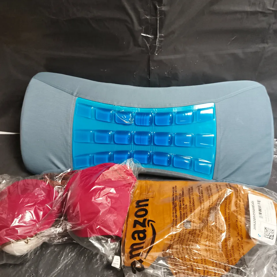 APPROXIMATELY 20 ASSORTED CLOTHING & HOUSEHOLD PRODUCTS TO INCLUDE TROUSERS, CUSHION, CURTAINS ETC