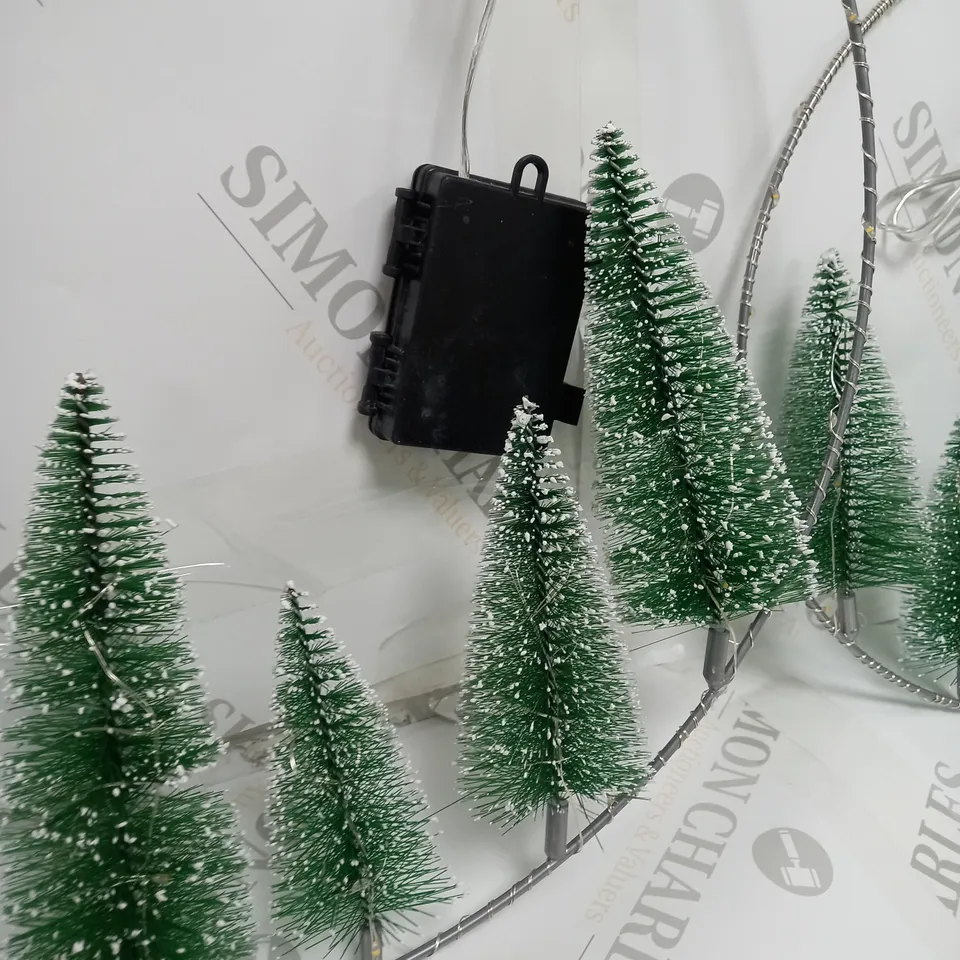 LUXFORM SET OF 2 HANGING CHRISTMAS TREE RINGS