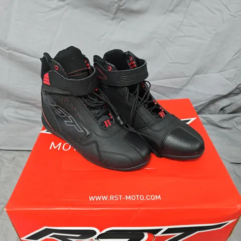 RST FRONTIER MOTORCYCLE BOOTS – UK 7 BLACK