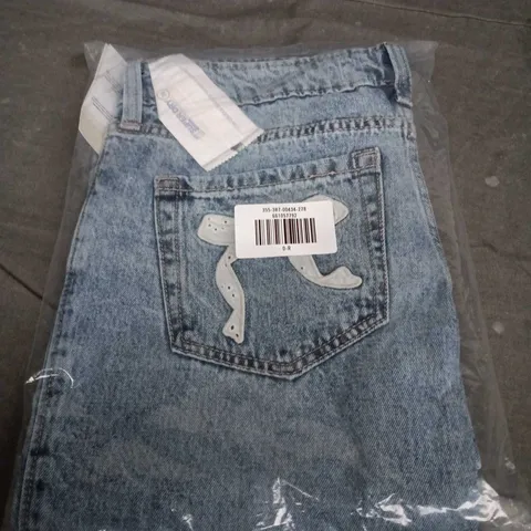 HOLLISTER LIGHT WASH DENIM JEANS, BACK POCKET EMBROIDERY – SIZE 0-R