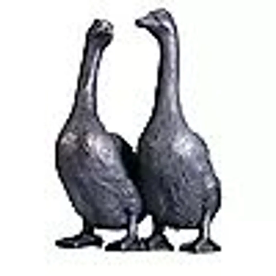 GARDEN STORIES TIMELESS GOOSE COUPLE STATUE