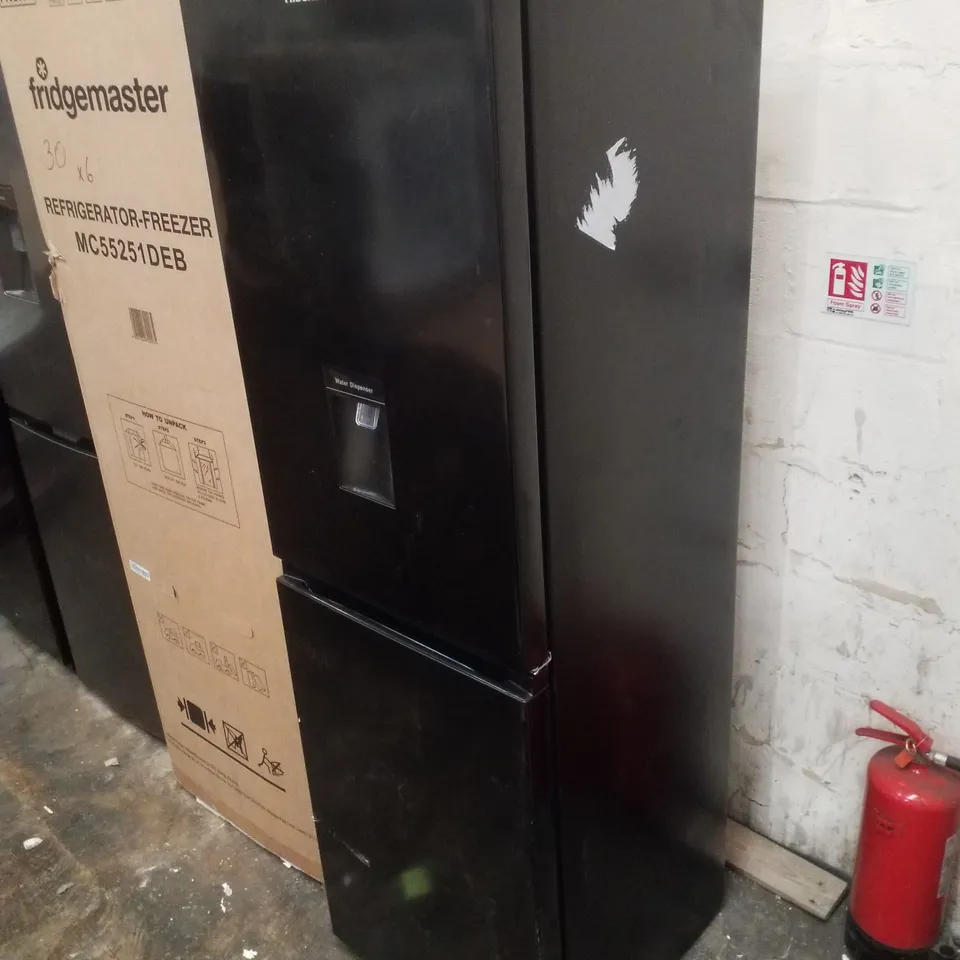 HISENSE RB327N4WBE 50/50 FRIDGE FREEZER - BLACK