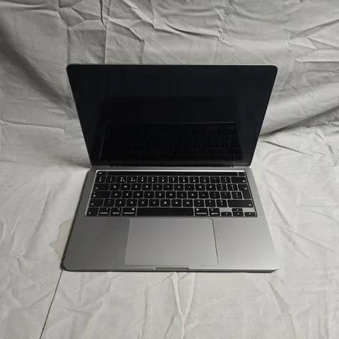 APPLE MACBOOK PRO 13-INCH (A2251) - SPACE GRAY