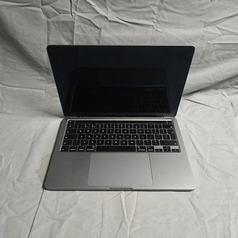 APPLE MACBOOK PRO 13-INCH (A2251) - SPACE GRAY