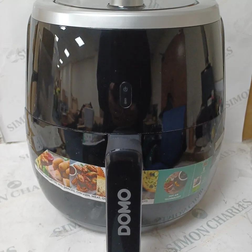 BOXED DOMO AIR FRYER DO531FR                  