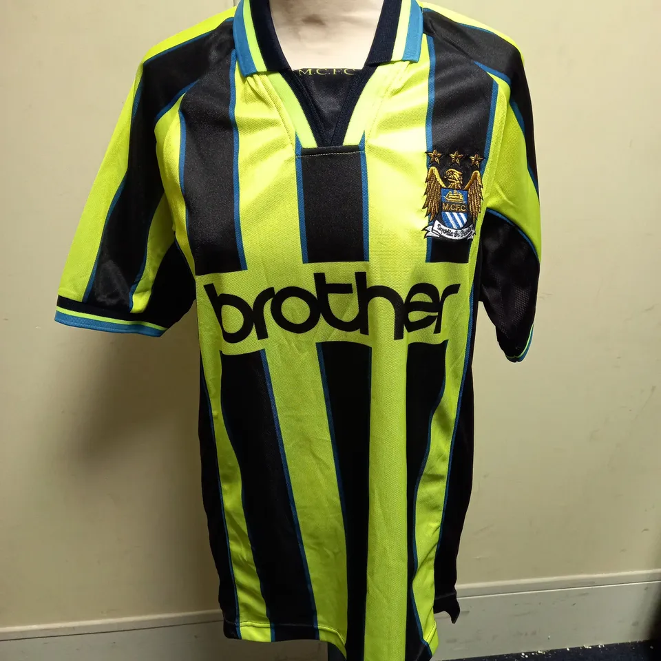 SCORE DRAW MANCHESTER CITY 1999 WEMBLEY SHIRT, MEDIUM