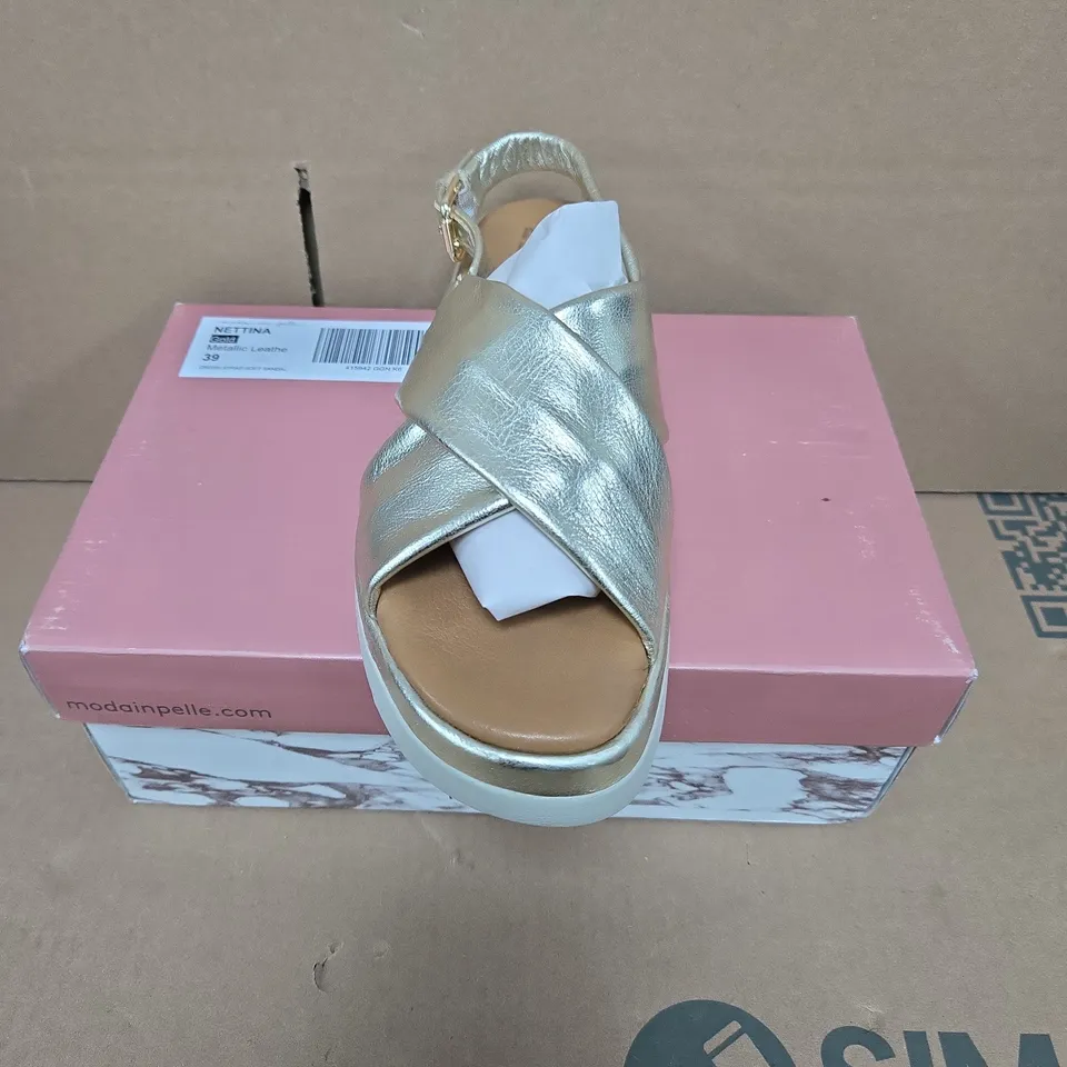 MODA IN PELLE NETTINA LEATHER SANDAL SIZE 6