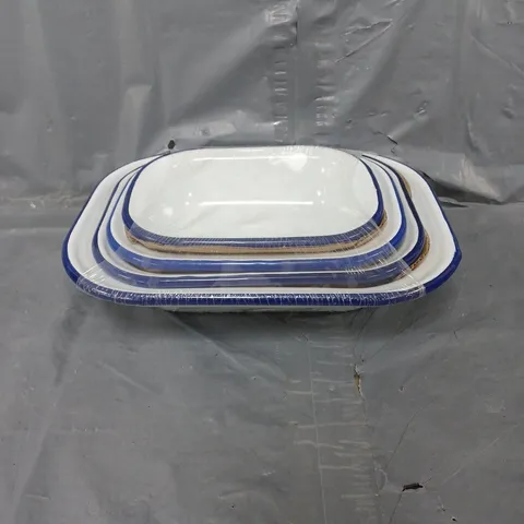 SET OF 4 ENAMEL PIE DISHES IN BLUE/WHITE - COLLECTION ONLY