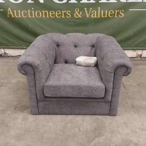 QUALITY DESIGNER FABRIC UPHOLSTERED ARMCHAIR - FEET PRESENT