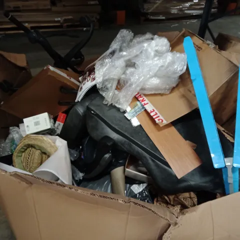PALLET OF ASSORTED ITEMS TO INCLUDE;FLOOR TILES, GAMING CHAIR, CALENDER,CLOTHES LINE