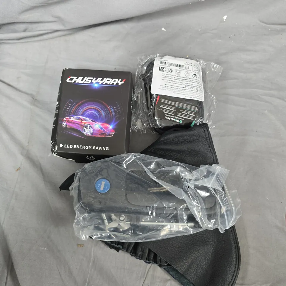BOX OF ASSORTED CAR ITEMS TO INCLUDE - CAR DOOR HANDLE - LED HEAD LIGHT BULB - 