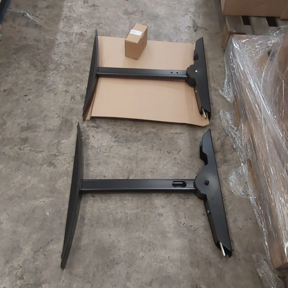PALLET CONTAINING APPROXIMATELY 14x BRAND NEW FT-R8-800-EF - FLIP TOP R8 800/750 END FRAME SETS