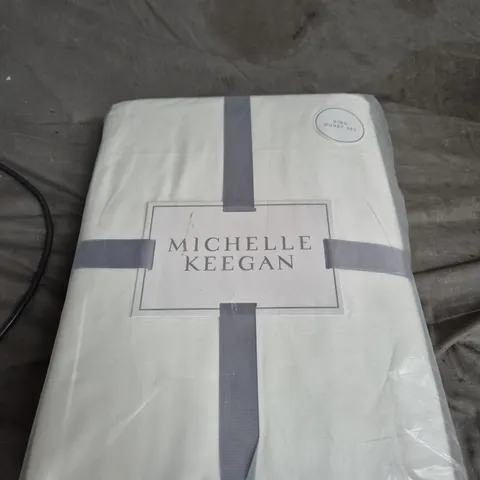 MICHELLE KEEGAN DUVET COVER SET WITH TWO PILLOWCASES – KING IVORY