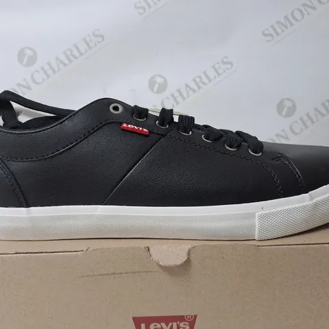BOXED PAIR OF LEVI WOODWARD BLACK TRAINERS - SIZE 10