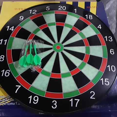 BOXED MAGNETIC DART GAME