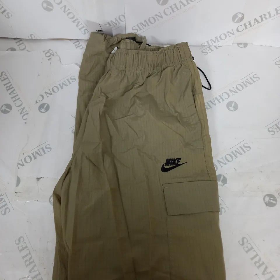 NIKE LOGO WOVEN CARGO TROUSERS SIZE S
