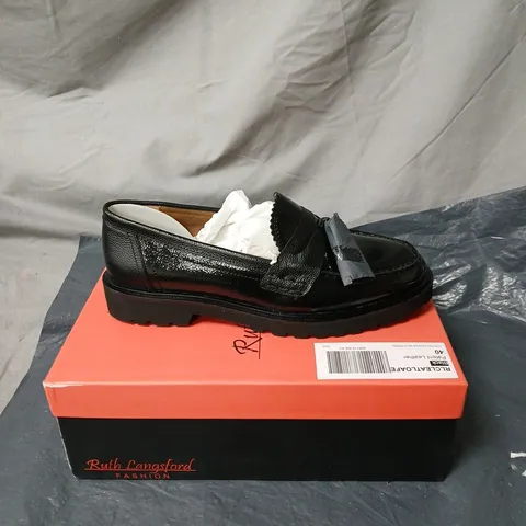 RUTH LANGSFORD BLACK PATENT LEATHER SHOES SIZE 40 BOXED