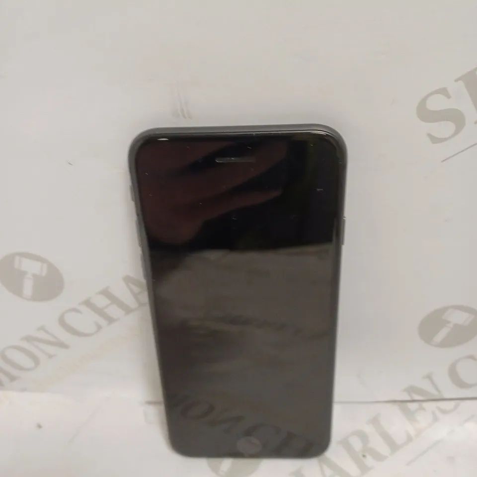 APPLE IPHONE 8 SMARTPHONE 