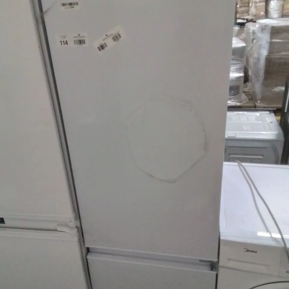 SIA 60/40 INTERGRATED FRIDGE FREEZER //WHITE