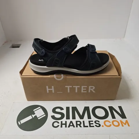 BOXED PAIR OF HOTTER WALK II EXTRA WIDE SANDALS IN NAVY - UK 6