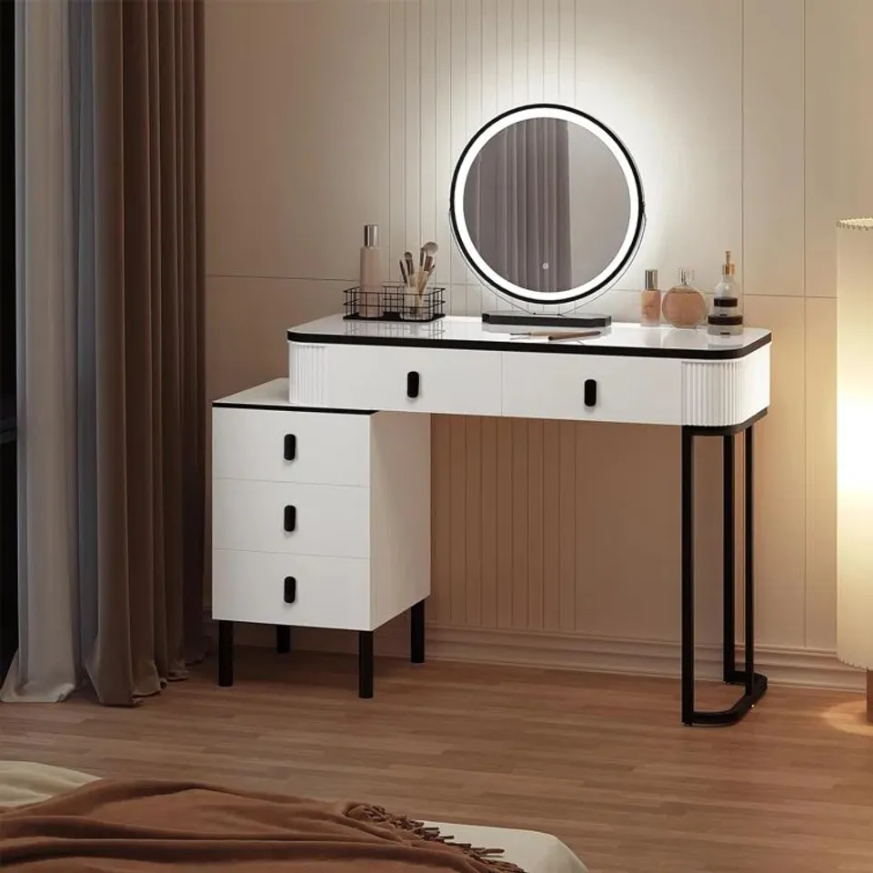 BOXED OAKLYNNE DRESSING TABLE WITH MIRROR - WHITE (1 BOX)