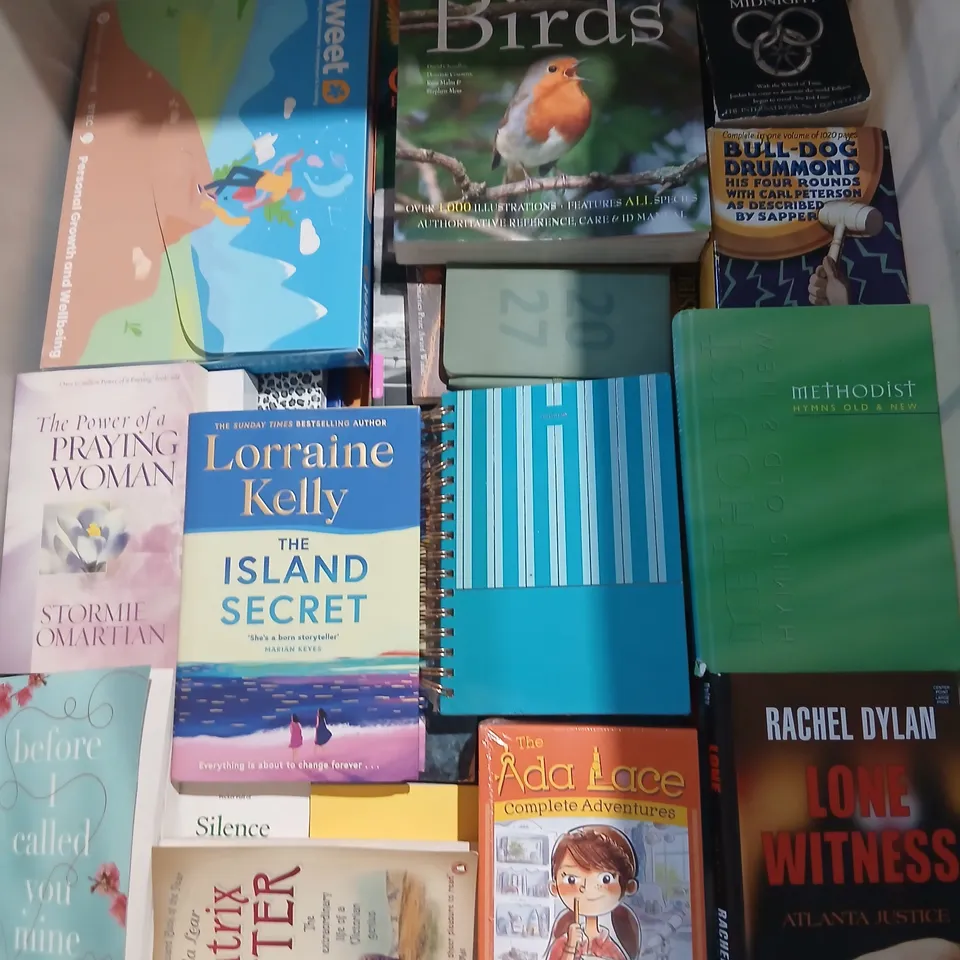 LARGE QUANTITY OF ASSORTED FICTION AND NON FICTION BOOKS