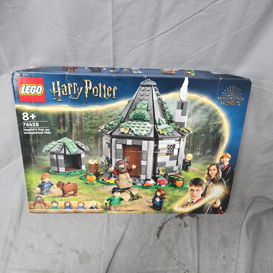 BOXED LEGO HARRY POTTER HAGRID’S HUT: AN UNEXPECTED VISIT 76428