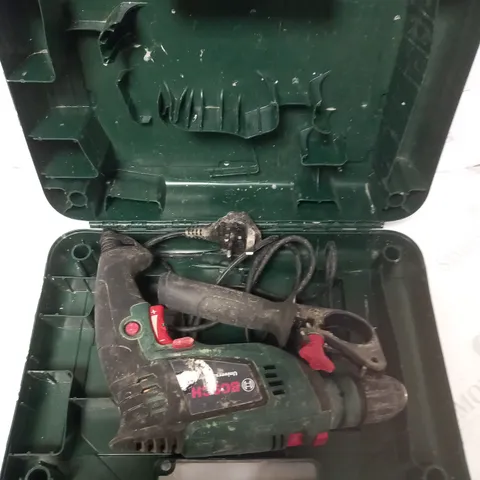 BOSCH UNIVERSAL IMPACT 700 HAMMER DRILL