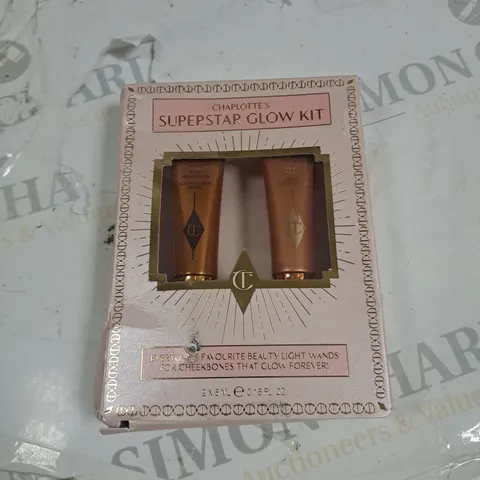 CHARLOTTE TILBURY SUPERSTAR GLOW KIT