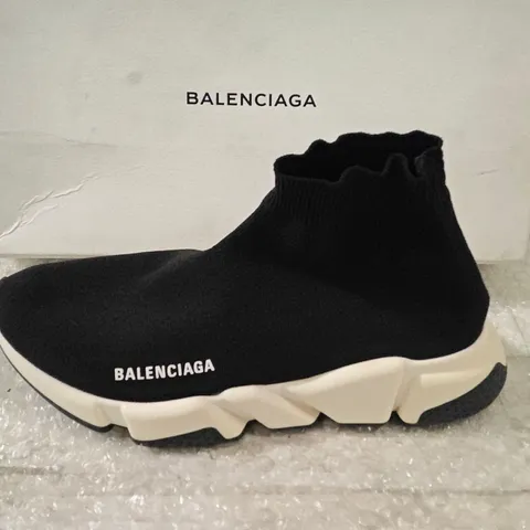 PAIR OF BALENCIAGA FABRIC TRAINERS IN BLACK - UK9