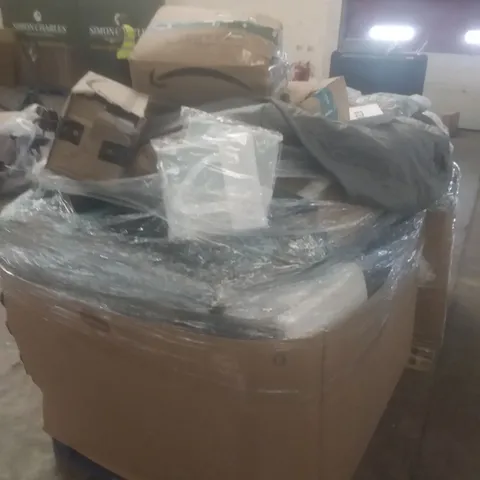 PALLET OF ASSORTED CHAIR PARTS MAINLY ARMS AND ASSORTED BASES/LEGS FOR A RANGE OF OFFICE AND DINING CHAIRS