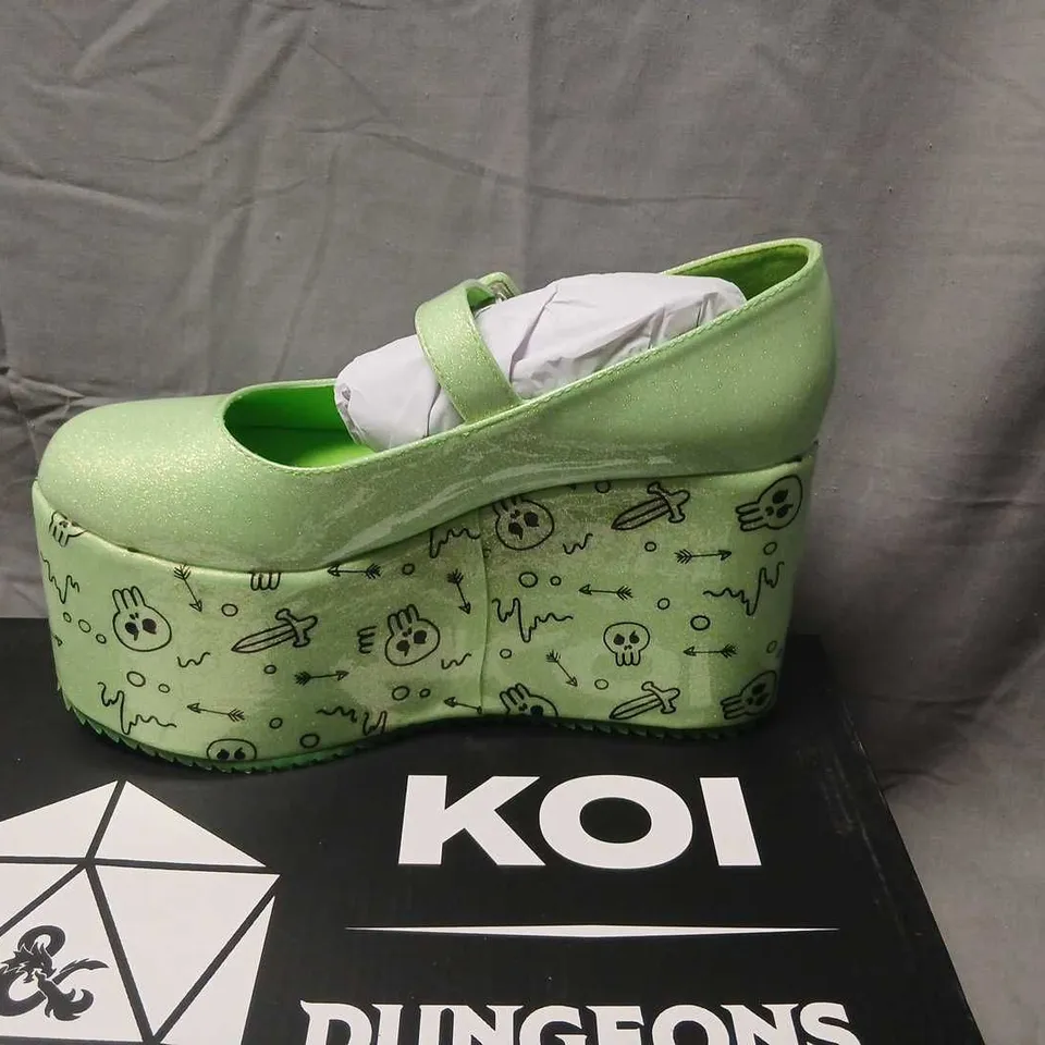 KOI X DUNGEON AND DRAGONS GLABAGOOL GELATINOUS CUBE WEDGE MARY JANES - GREEN, UK7