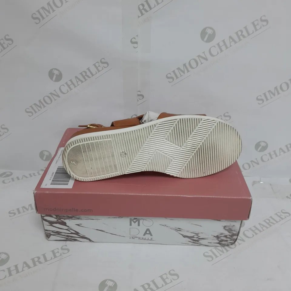 MODA IN PELLE OLANNA SANDAL TAN LEATHER - SIZE 6