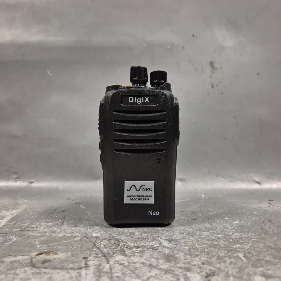 BOXED DIGIX NEO DMR DIGITAL WALKIE TALKIE