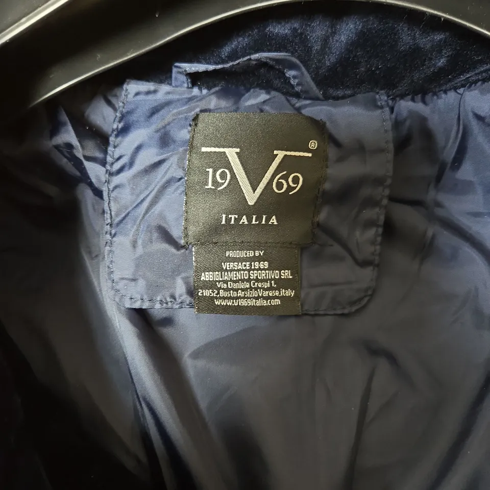 V 1969 ITALIA BLUE JACKET SIZE LARGE WITH TAGS