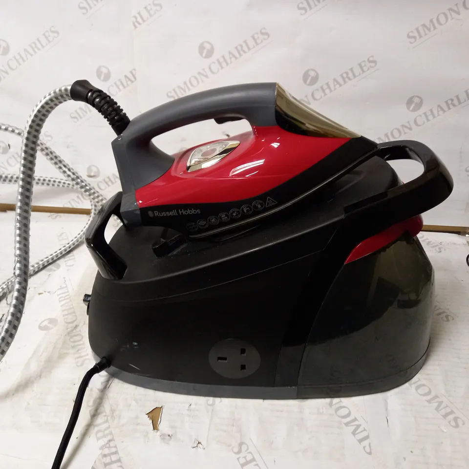 RUSSELL HOBBS QUIET SUPER STEAM PRO IRON