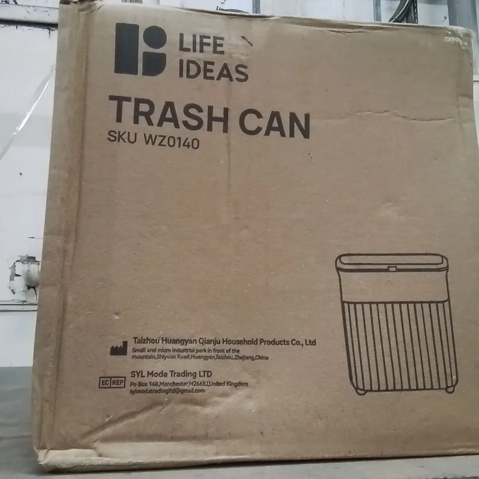 BOXED TRASH CAN 