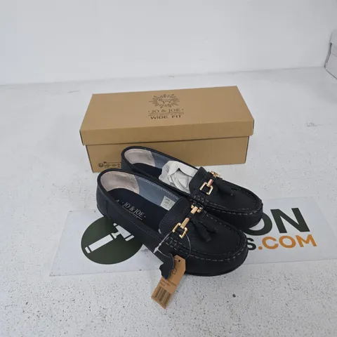 JO & JOE WIDE FIT NAVY LOAFERS - WOMEN'S UK 4 (BOXED)