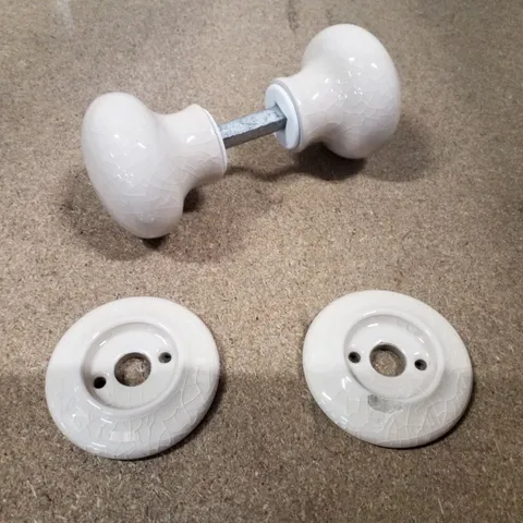 BOXED PASSAGE DOOR KNOB (SET OF 2)