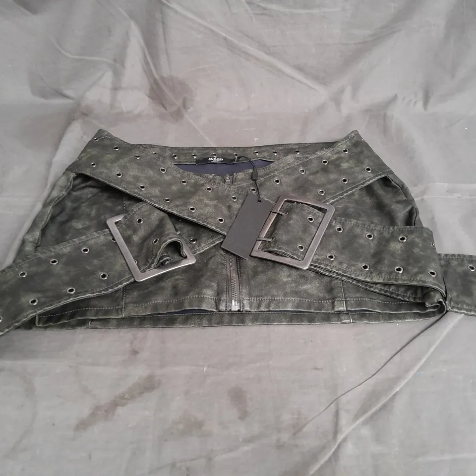 JADED LONDON WRAP AROUND BELT SKIRT IN FAUX LEATHER SIZE 16