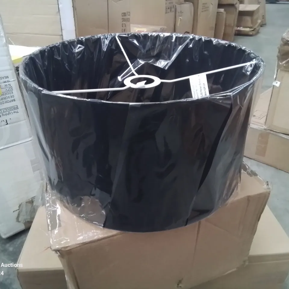 BOXED BLACK LAMP SHADE 
