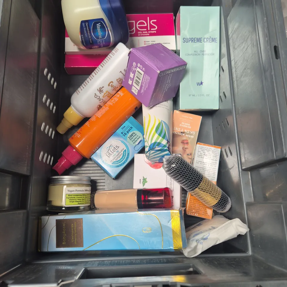 APPROXIMATEY 20 HEALTH AND BEAUTY PRODUCTS TO INCLUDE LUBIDO WATER BASED LUBE, PROVOKE SHAMPOO AND VEET HAIR REMOVAL CREAM