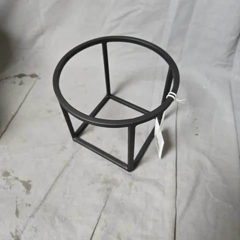 OTTOLENGHI FOR SERAX STAND - BLACK 