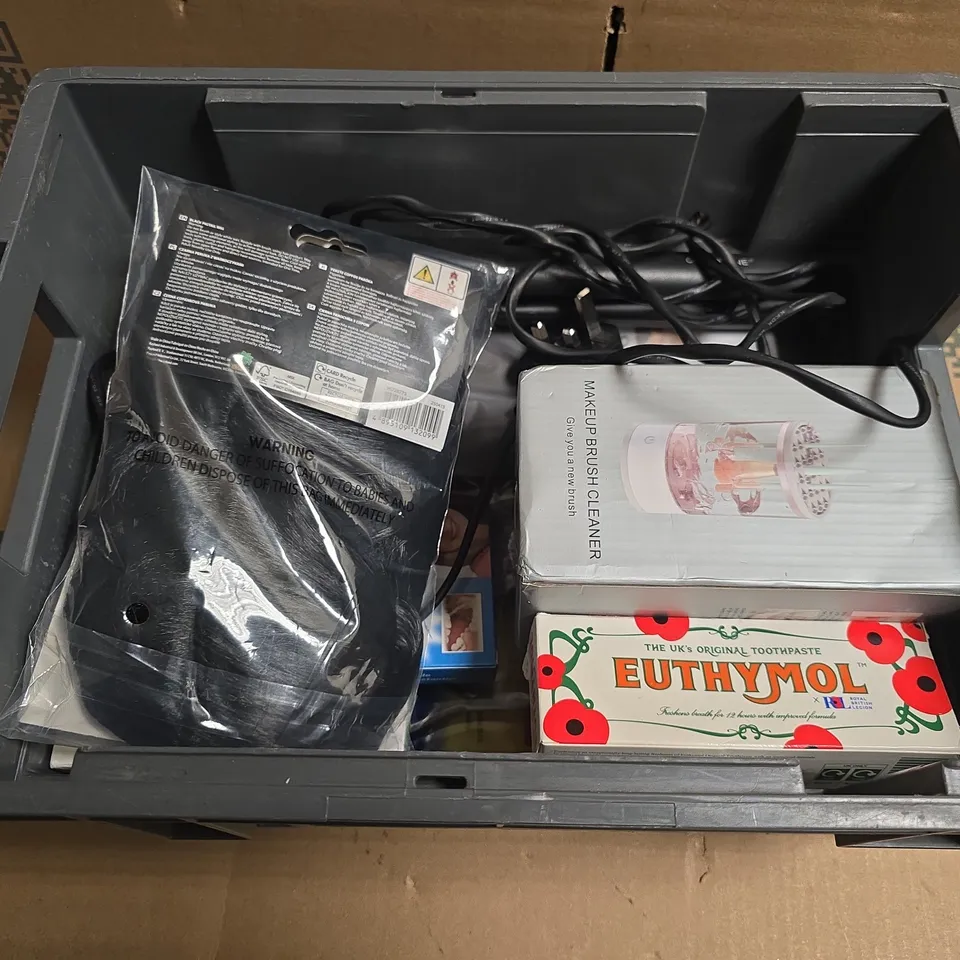 APPROXIMATELY 15 ASSORTED HEALTH & BEAUTY PRODUCTS 