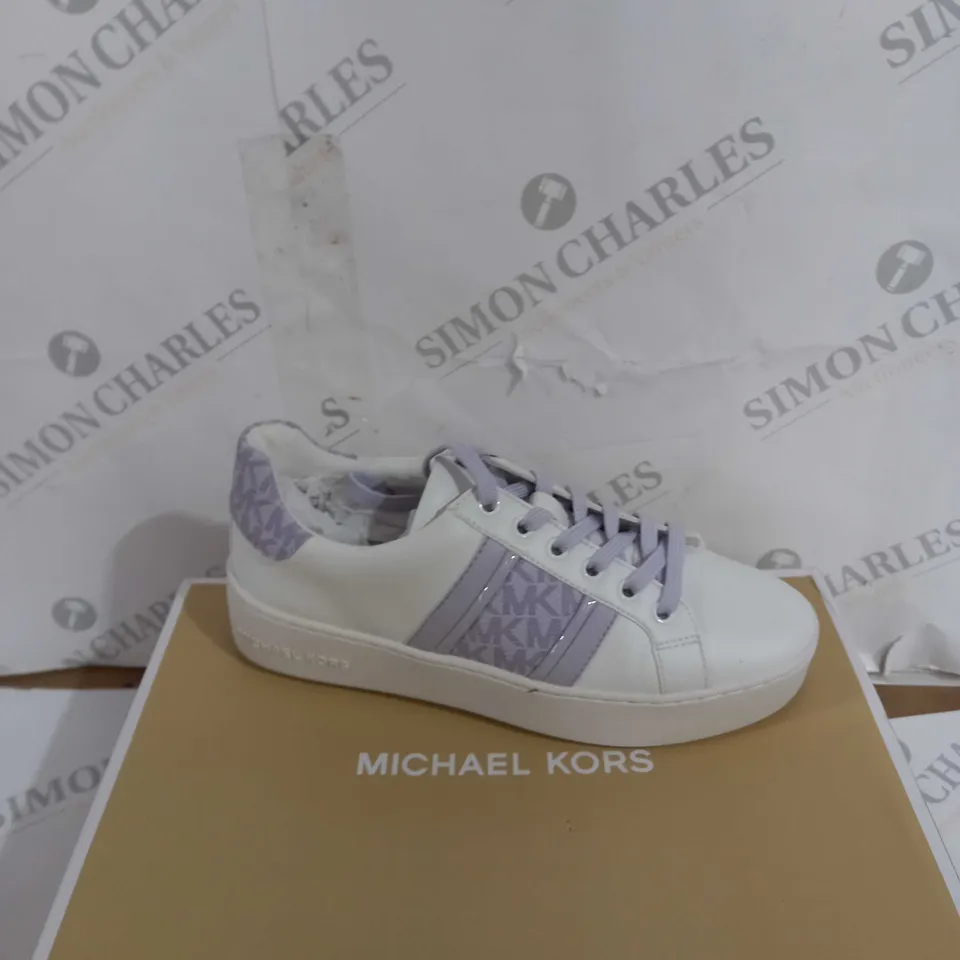 MICHAEL KORS POPPPY STRIPE LACE UP NAPPA FAUXLEATHER SIZE 7M