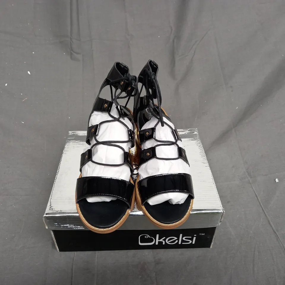 BOX OF APPROXIMATELY 11 BOXED WEDGED SANDAL SHOE IN VARIOUS SIZES