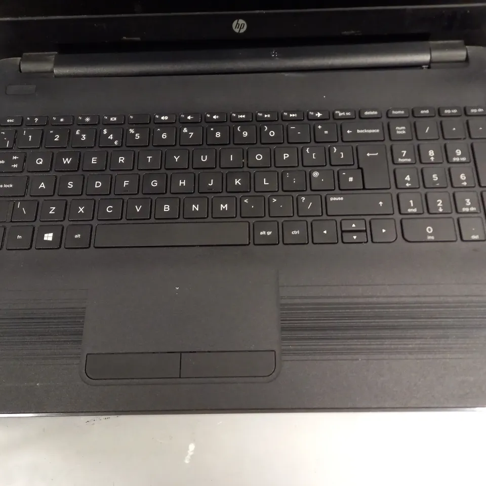 UNBOXED HP PAVILLION INTEL CORE I3 TPN-C125 LAPTOP