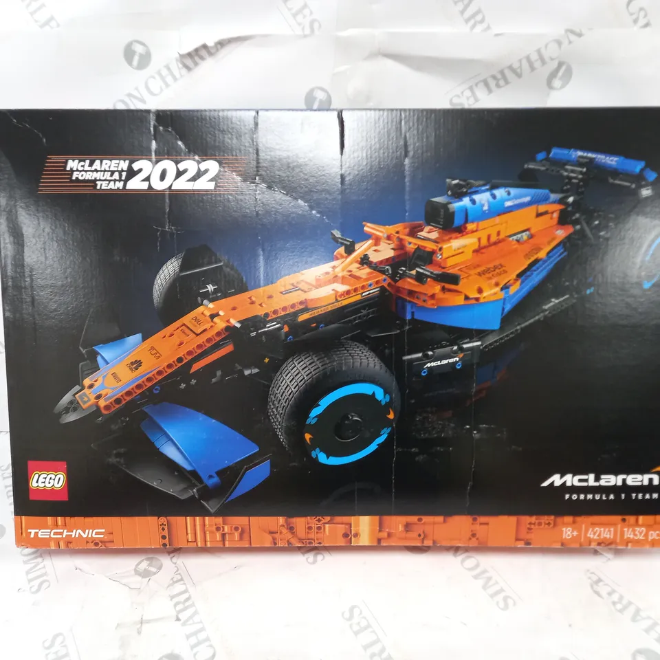 BOXED LEGO TECHNIC MCLAREN FORMULA 1 RACE CAR 2022 (42141) RRP £169.99